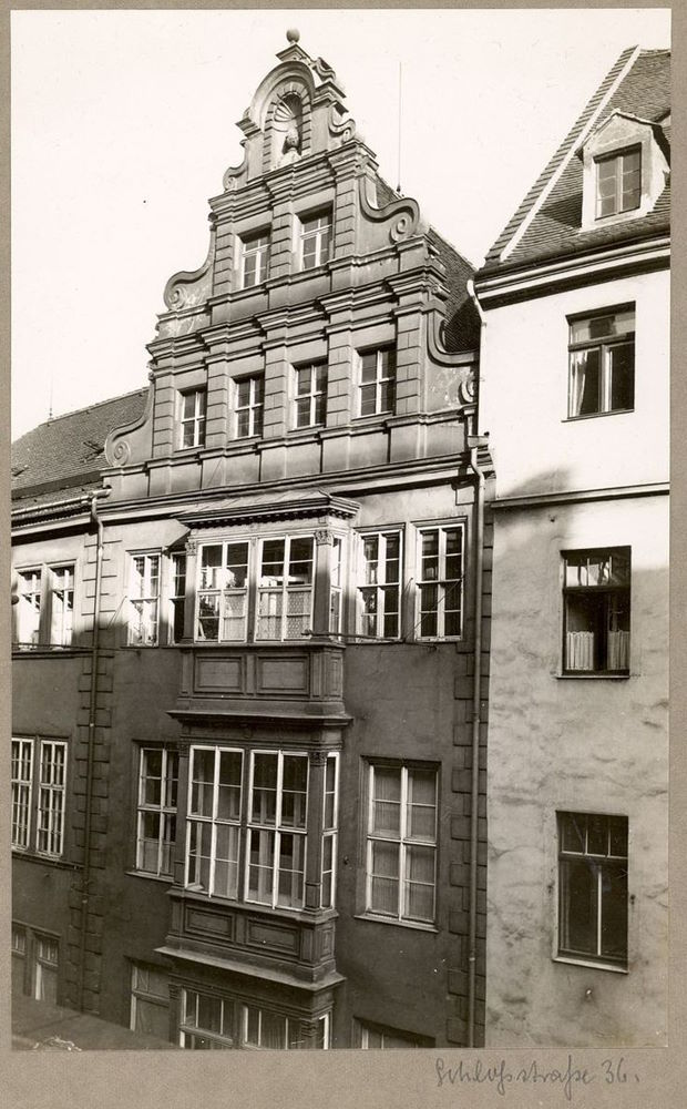 Schloßstraße 36