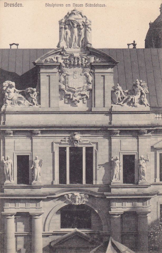 Schloßplatz 1