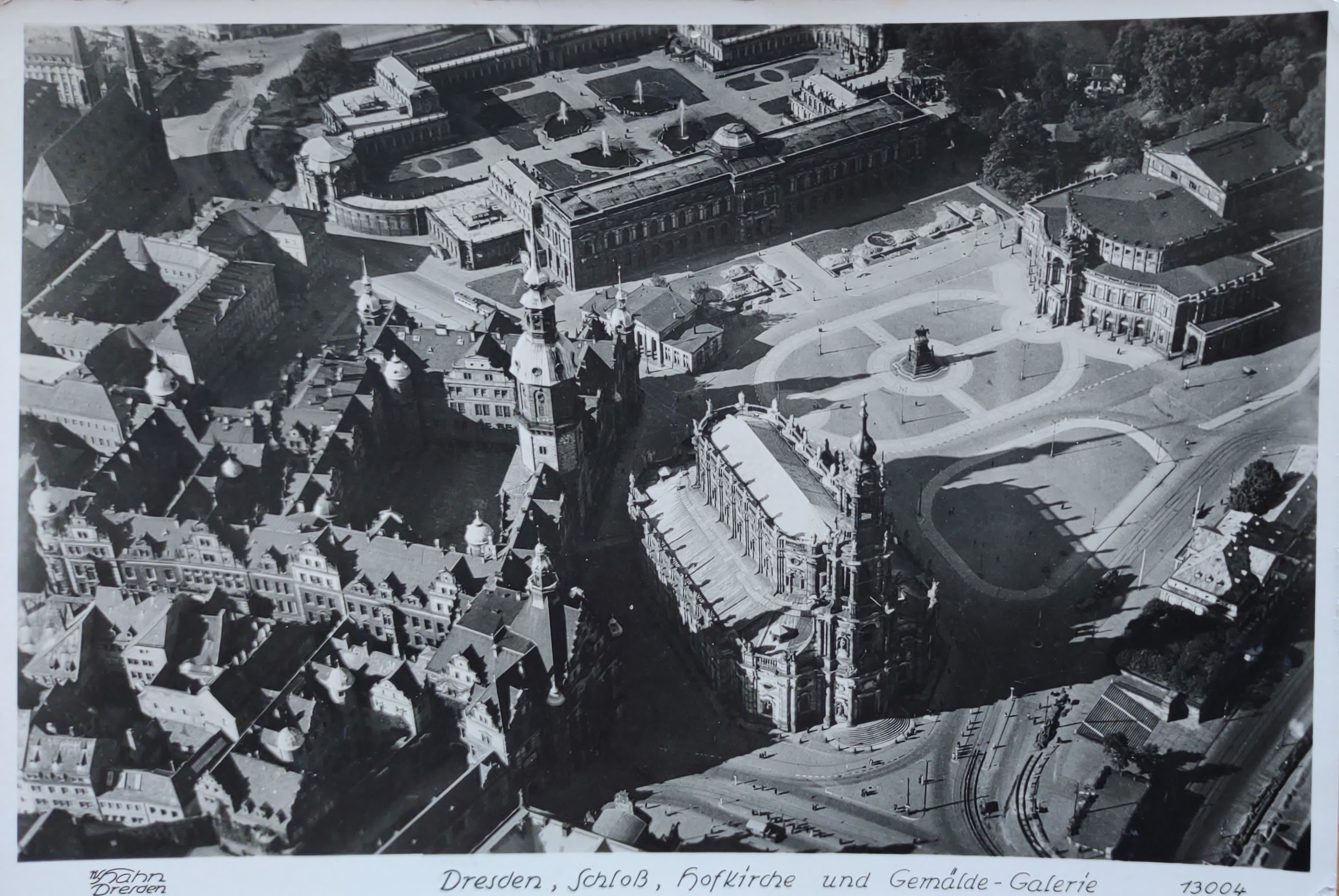 Schloßplatz