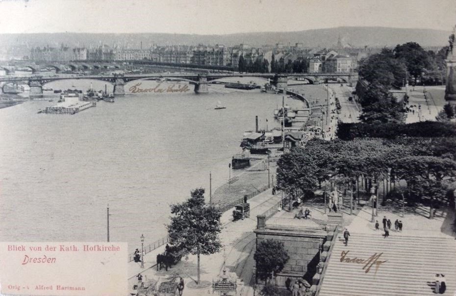 Schloßplatz