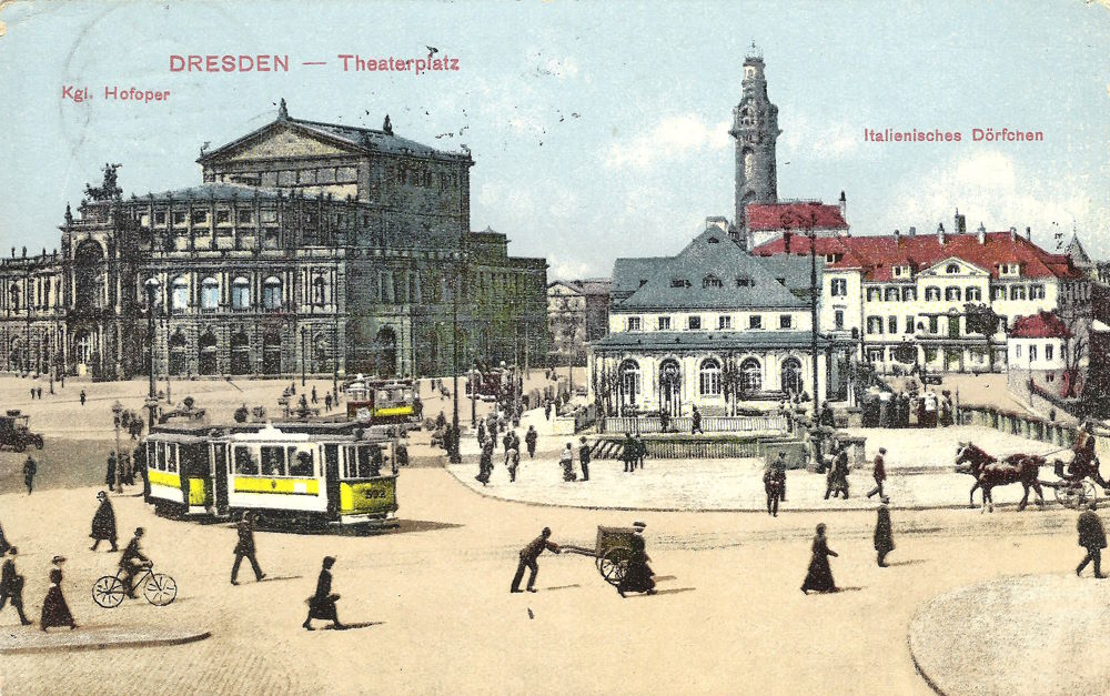 Schloßplatz