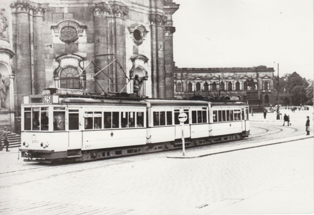 Schloßplatz
