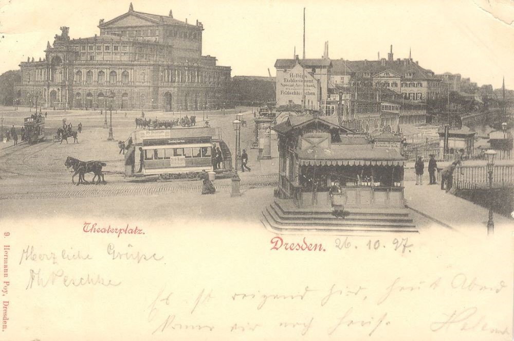Schloßplatz