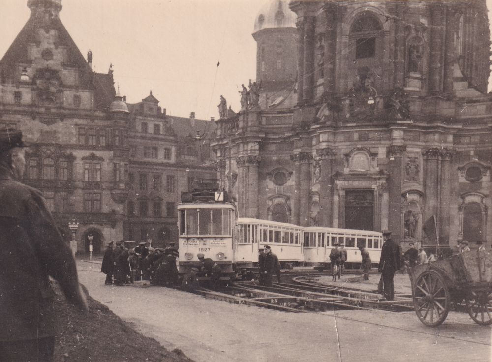Schloßplatz