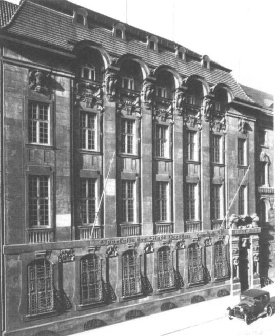 Schulgasse 4