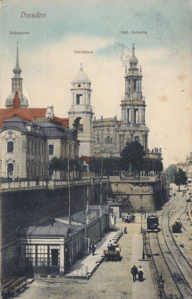 Terrassenufer 2