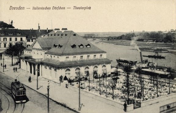 Theaterplatz 3