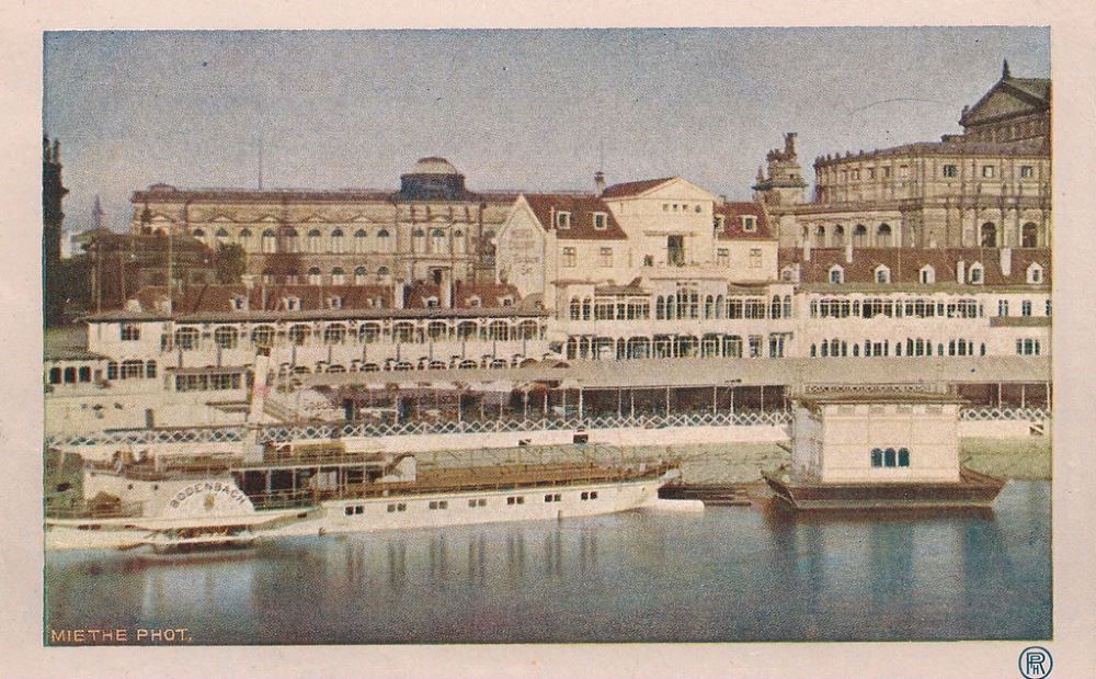 Theaterplatz