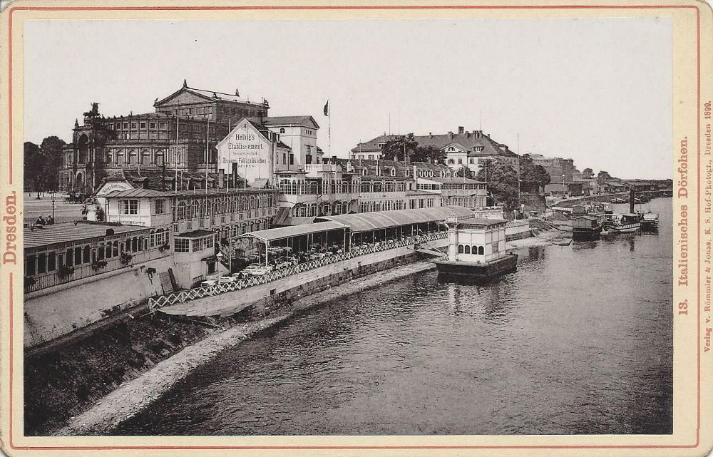 Theaterplatz