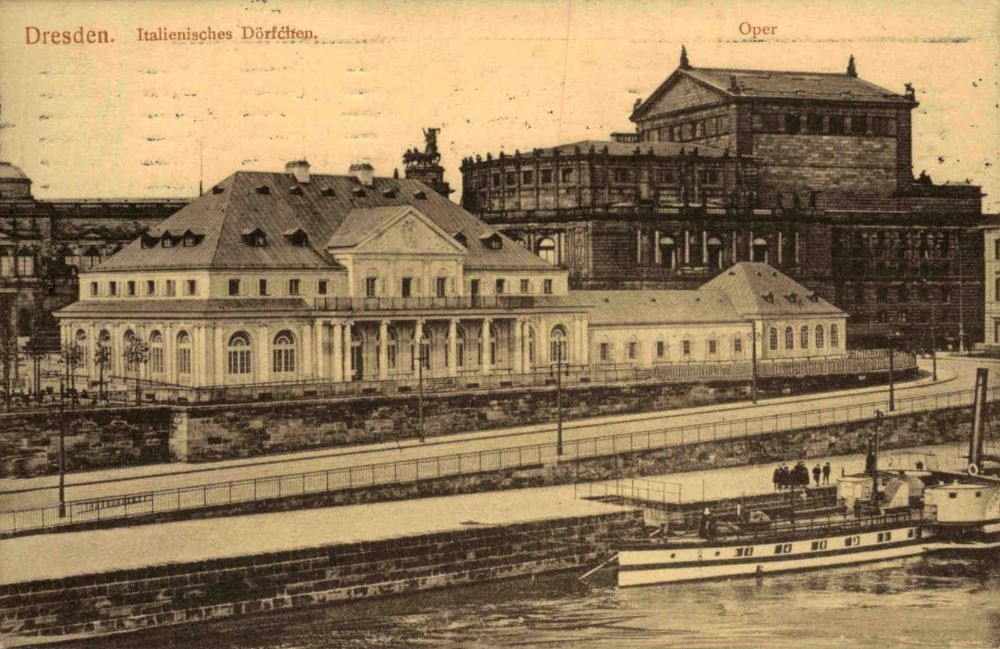 Theaterplatz 3