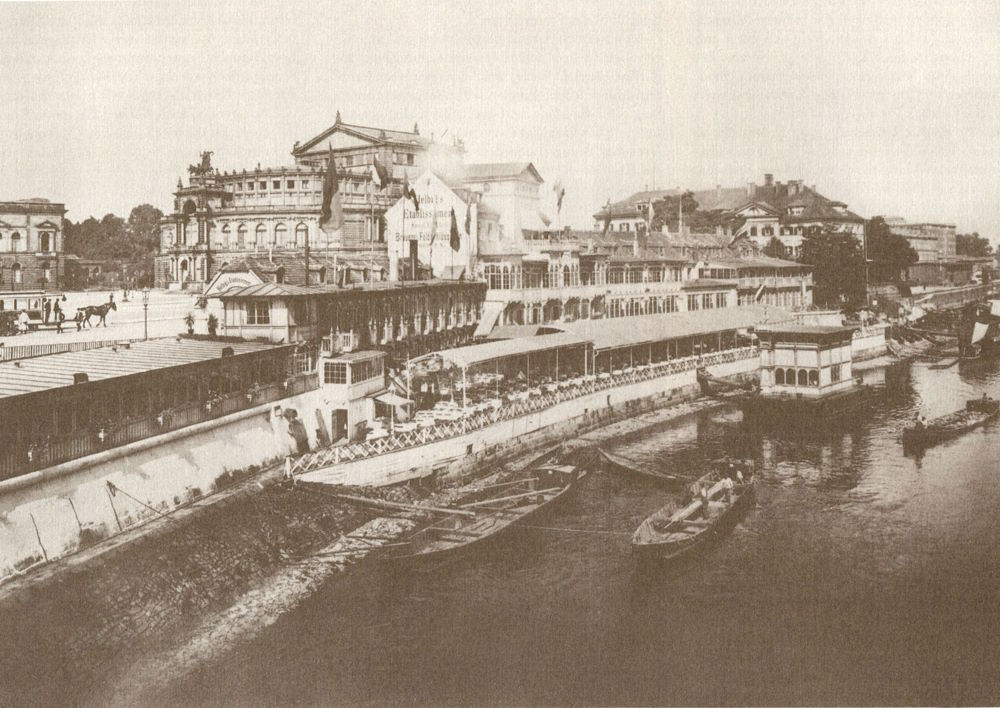 Theaterplatz