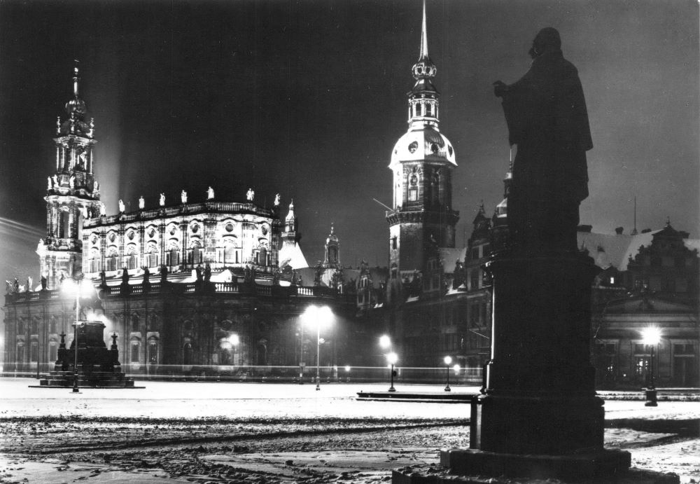 Theaterplatz