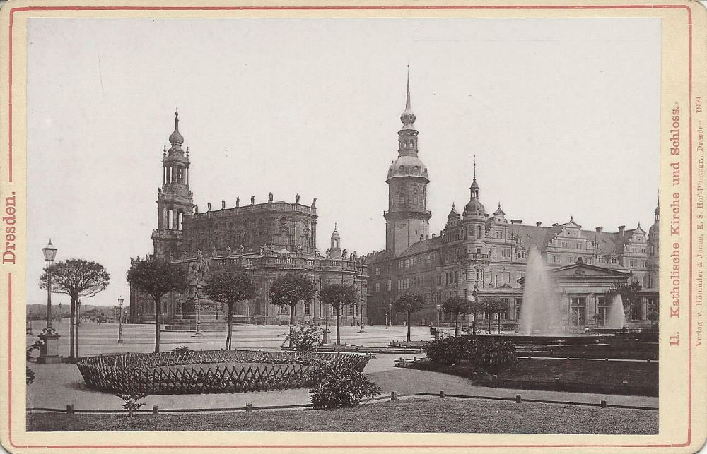 Theaterplatz