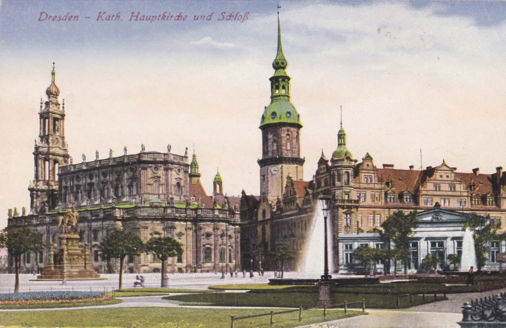 Theaterplatz