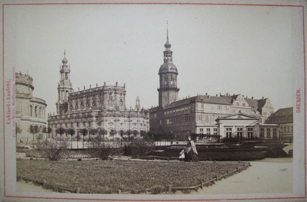 Theaterplatz