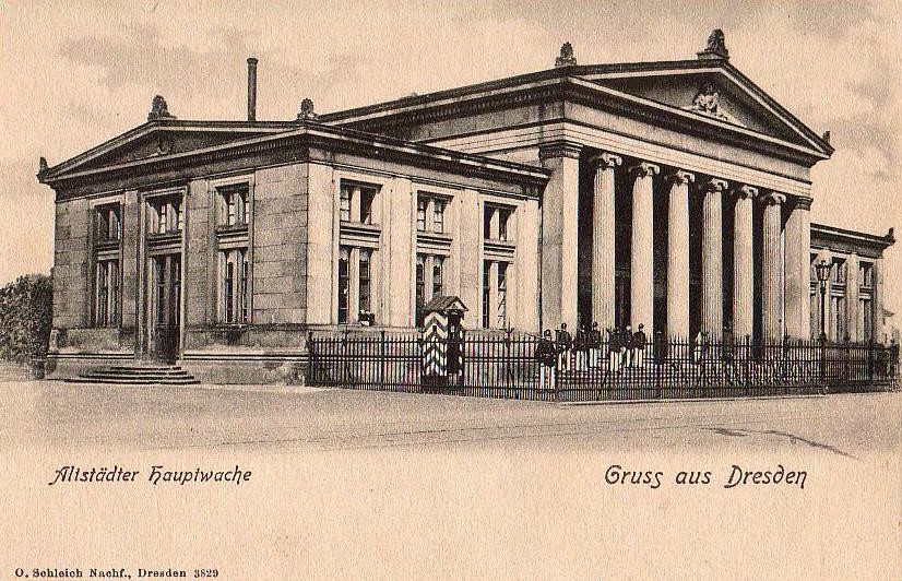 Theaterplatz / Sophienstraße