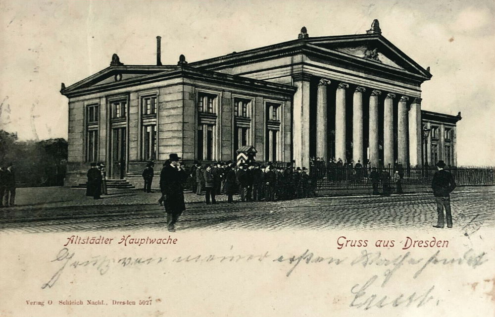 Theaterplatz / Sophienstraße