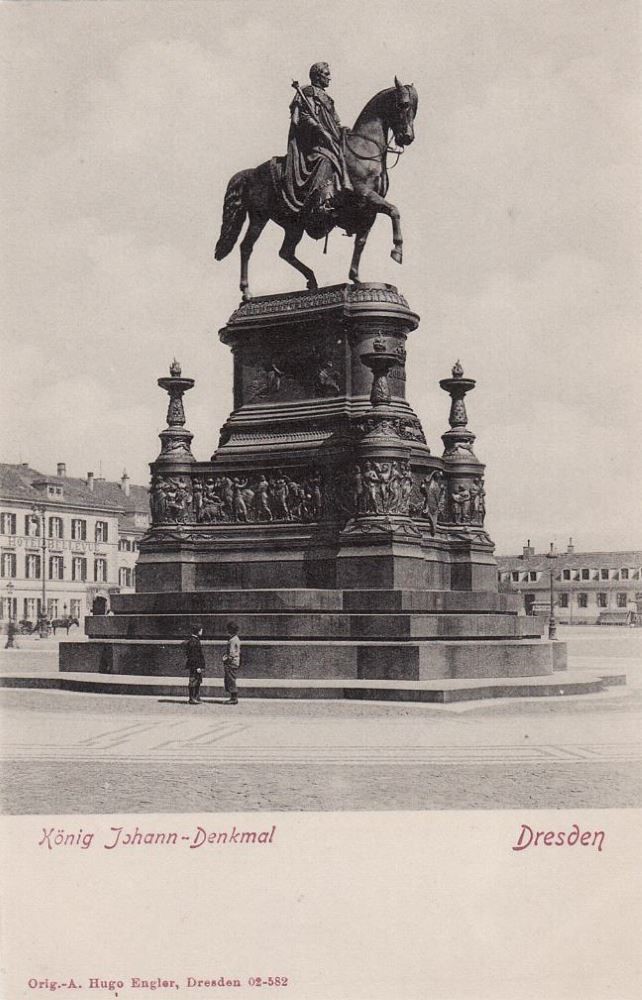 Theaterplatz