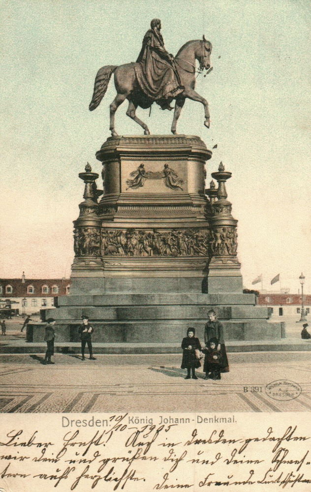 Theaterplatz