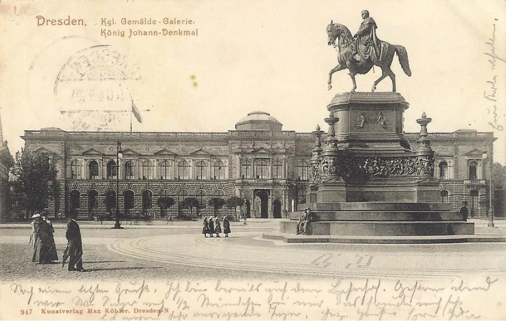Theaterplatz