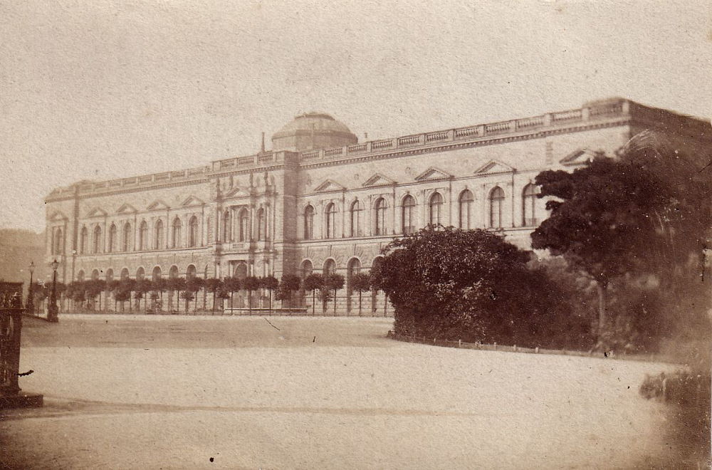 Theaterplatz