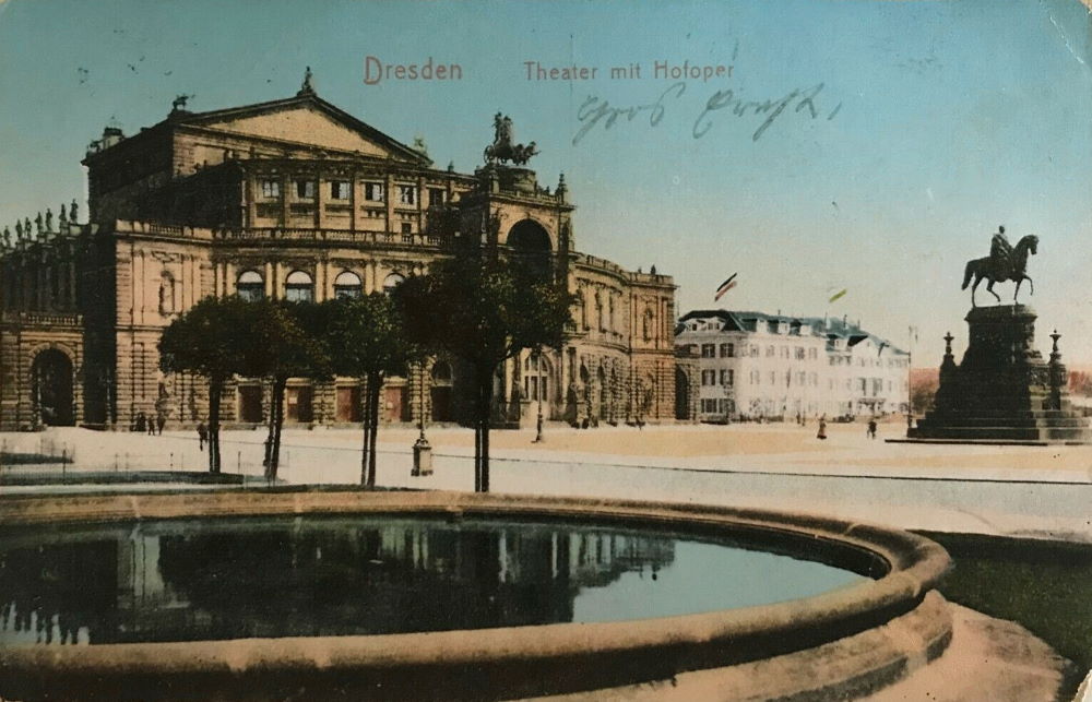 Theaterplatz