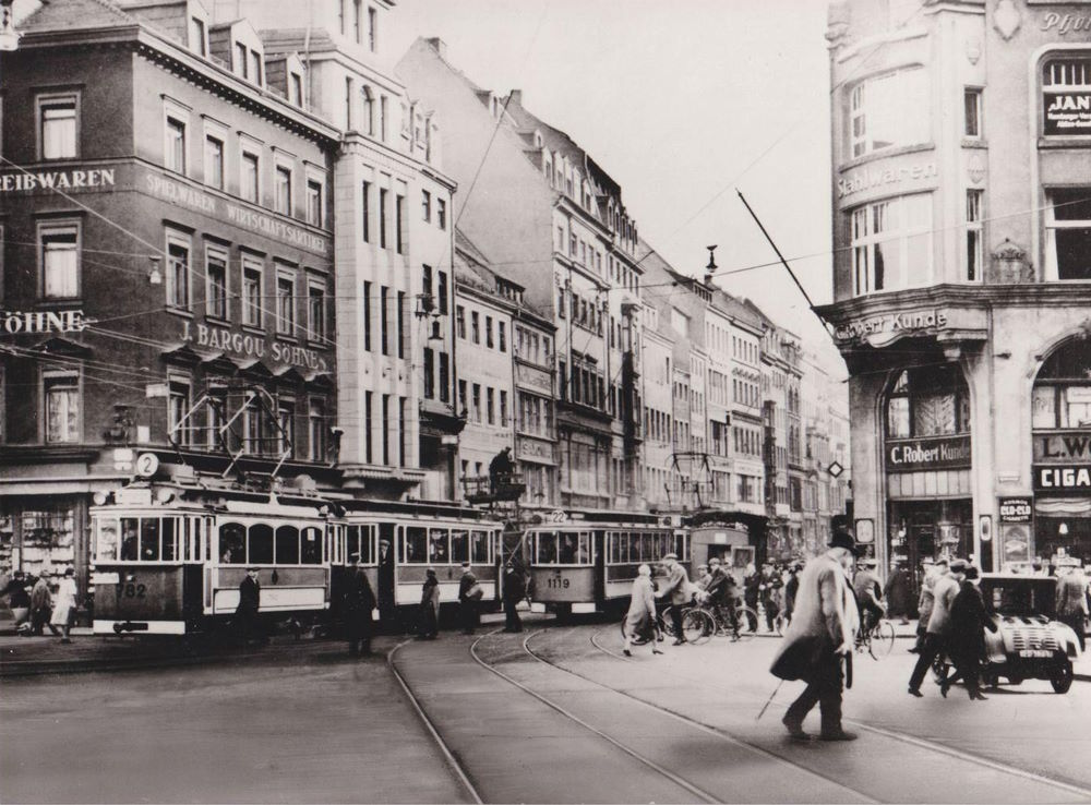 Wilsdruffer Straße 54 (-1890 Wilsdruffer Straße 21b) / Postplatz