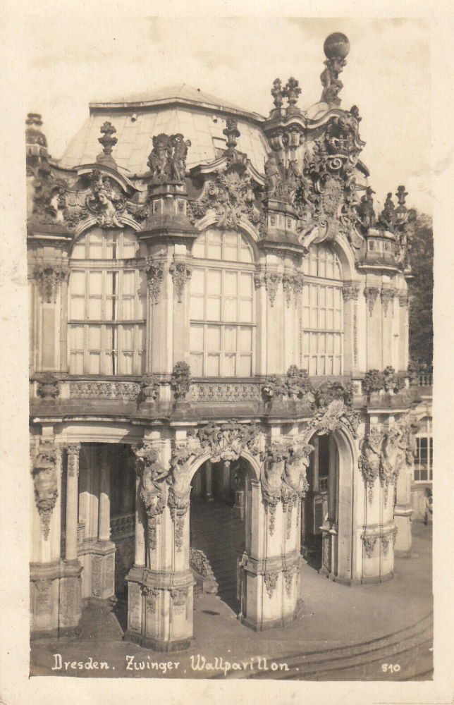 Zwinger - Wallpavillon hochkant