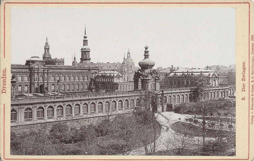 Zwinger vom Haus der Kaufmannschaft