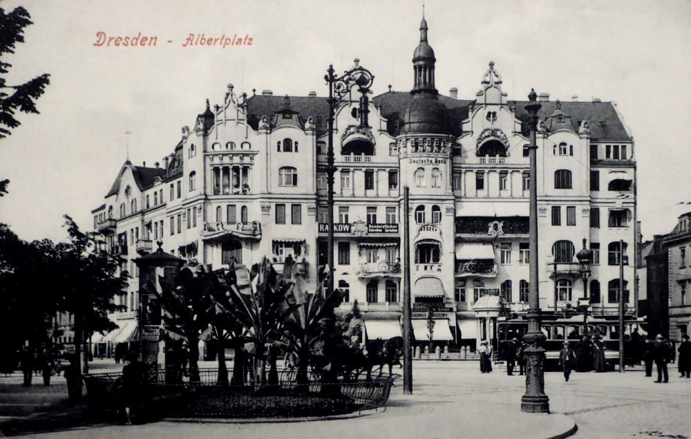 Albertplatz 10