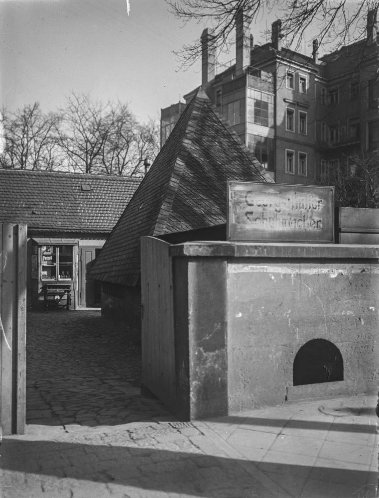 Antonstraße 2