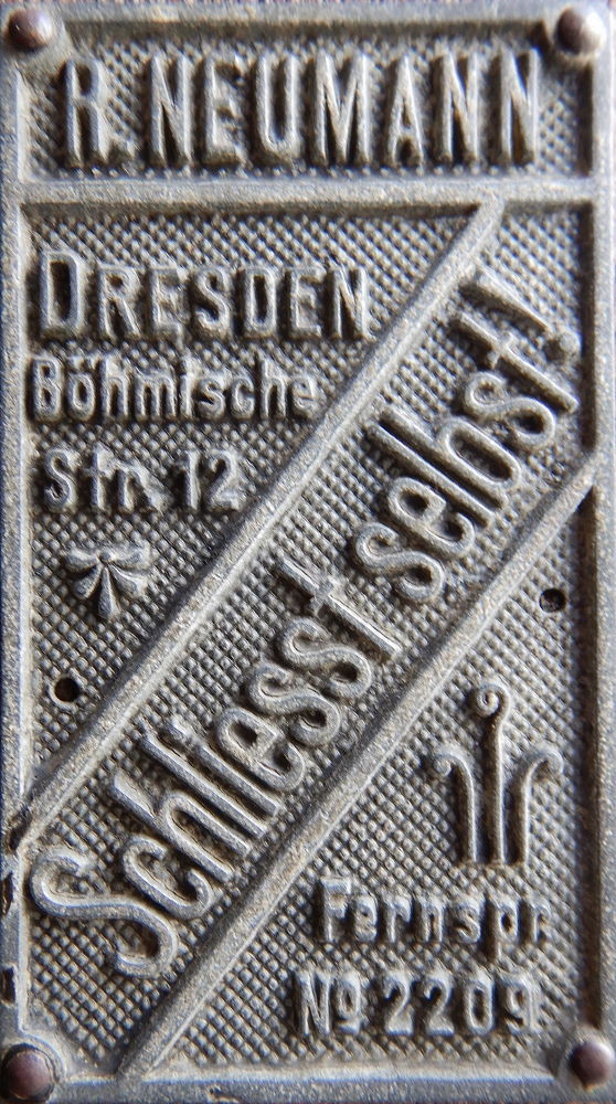 Böhmische Straße 12