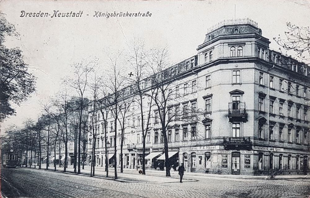 Eschenstraße 1