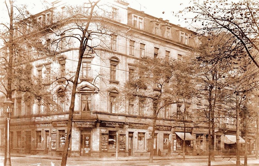 Schwepnitzer Straße 2 (Grenadierstraße 2) / Königsbrücker Straße