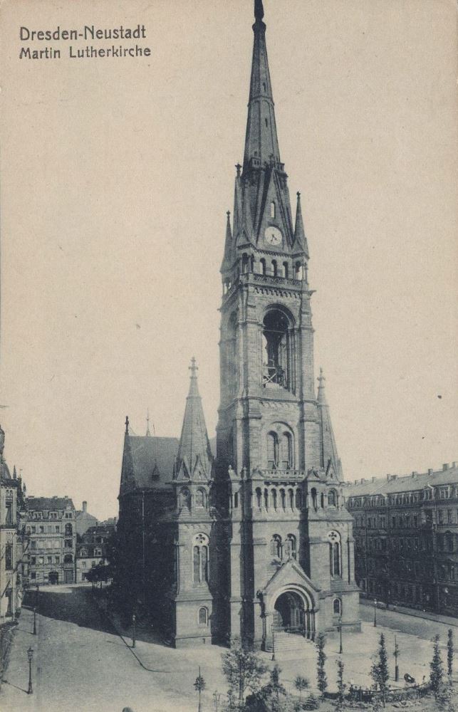 Martin-Luther-Platz 2a
