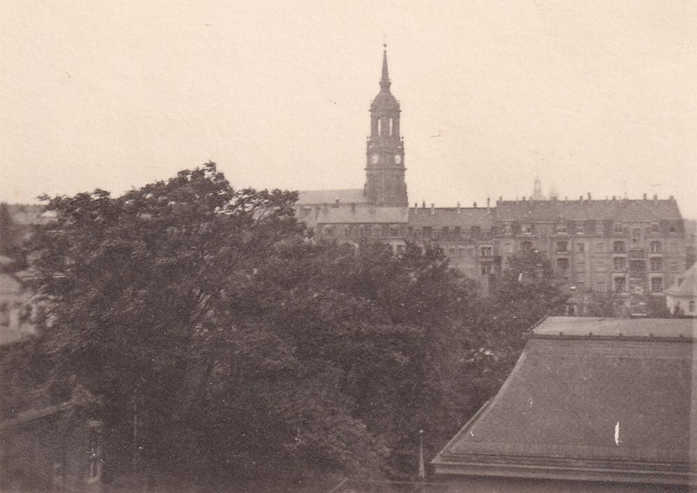 Schlesischer Platz 2
