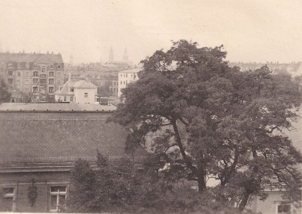 Schlesischer Platz 2
