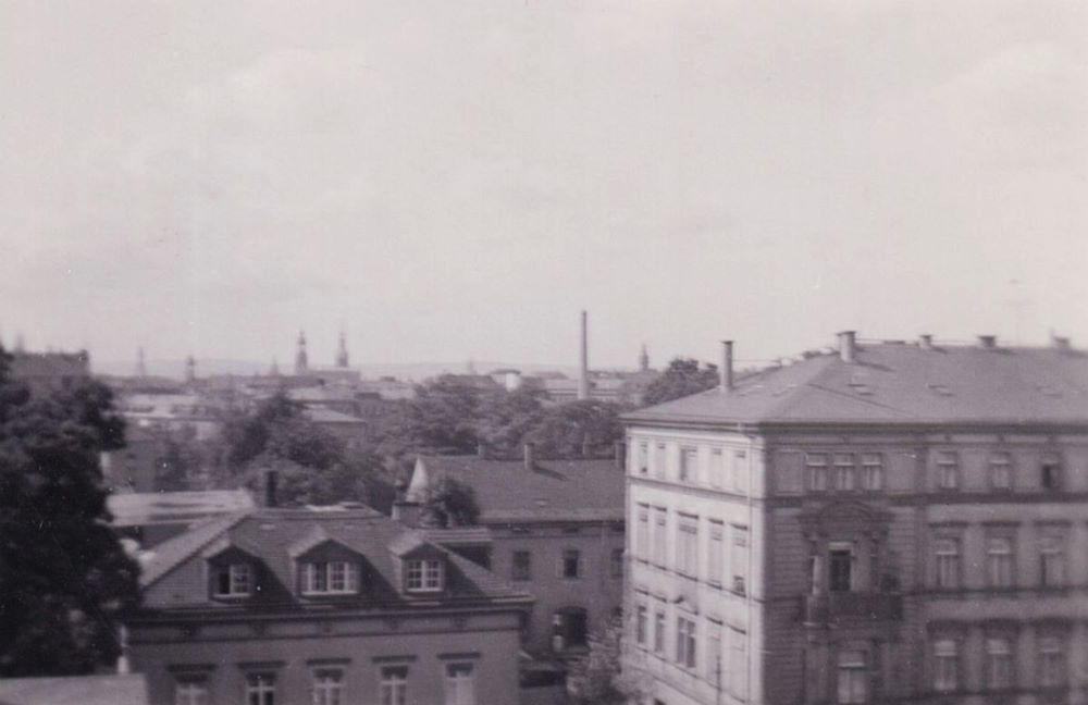 Schlesischer Platz 2