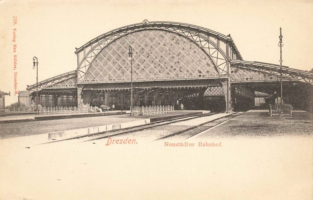 Schlesischer Platz 1 - Bahnhofshalle