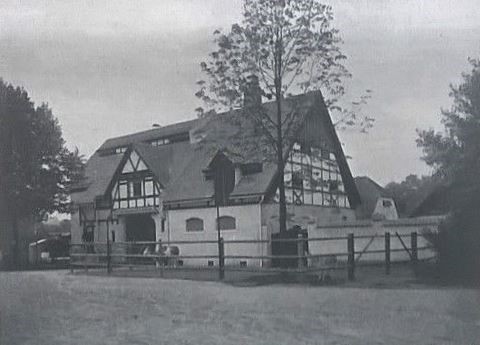Deutsche Bauausstellung 1900