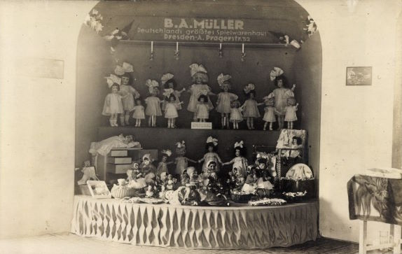 Jahresschau Deutscher Arbeit 1924<br>Deutsche Textilausstellung 1924