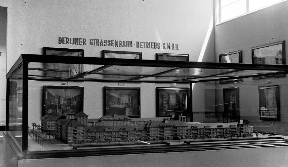 Jahresschau Deutscher Arbeit 1928