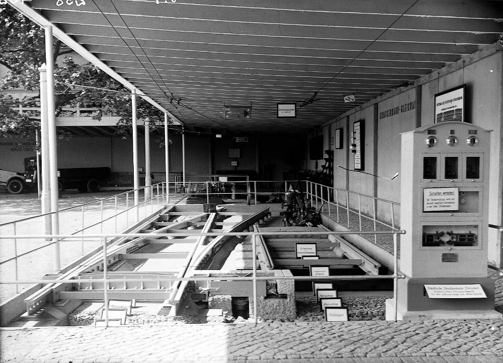 Jahresschau Deutscher Arbeit 1928