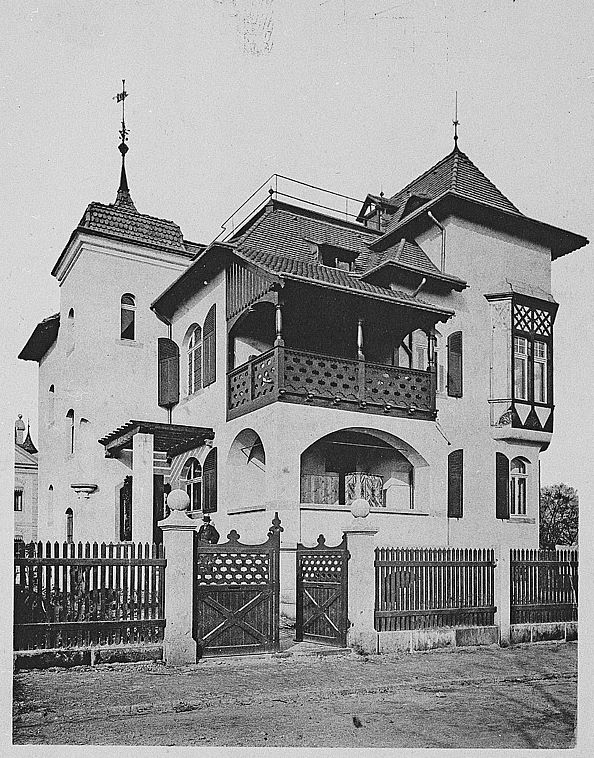Ferdinand-Avenariusstraße 4