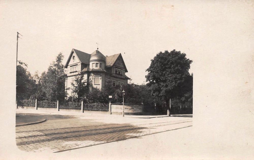 Goetheallee 28 (Elsasser Weg 4)