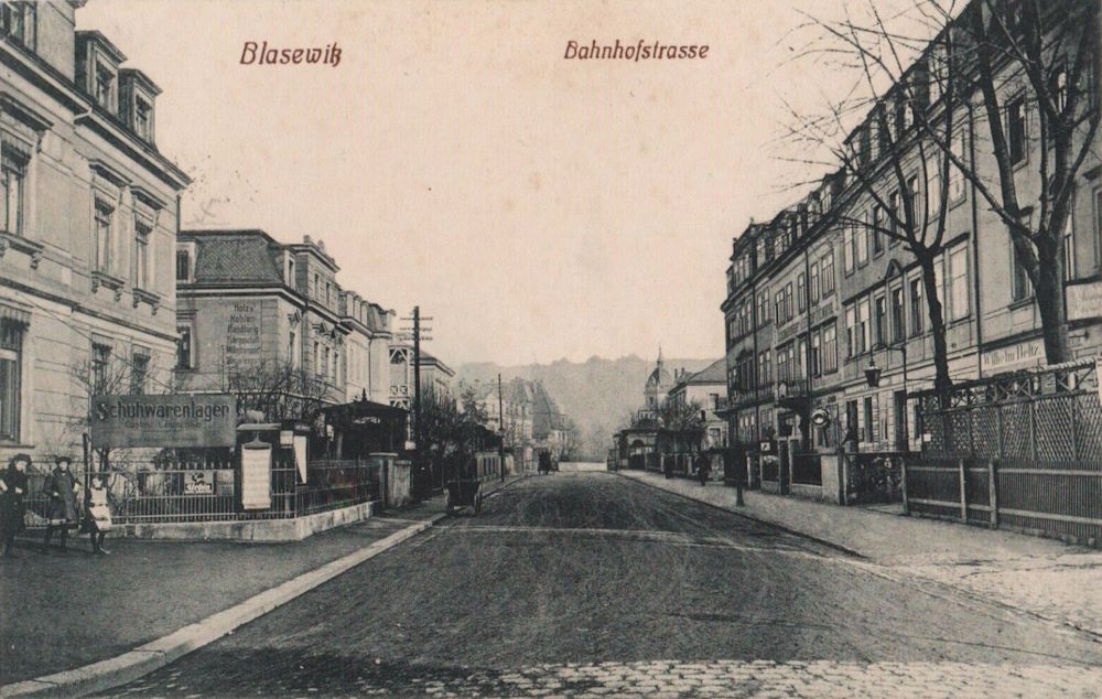 Heinrich-Schütz-Straße 12 (Bahnhofstraße 19) / Berggartenstraße