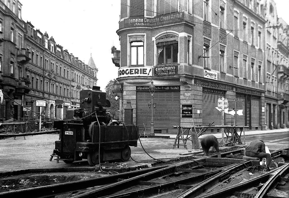 Hüblerstraße 2 / Schillerplatz /Schillerplatz 17)