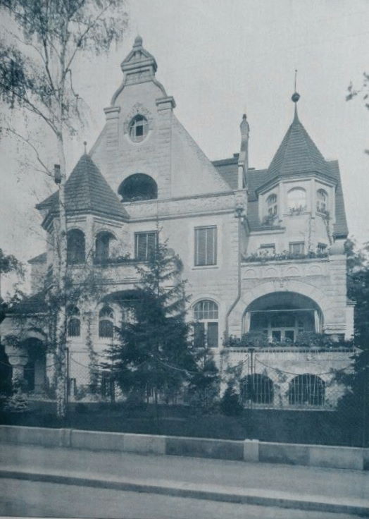 Justinenstraße 8