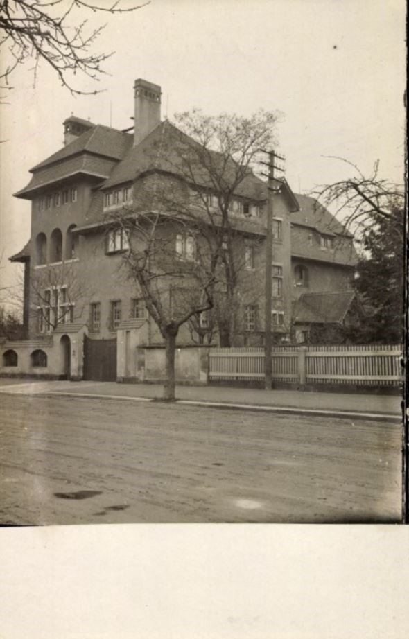 Käthe-Kollwitz-Ufer 76