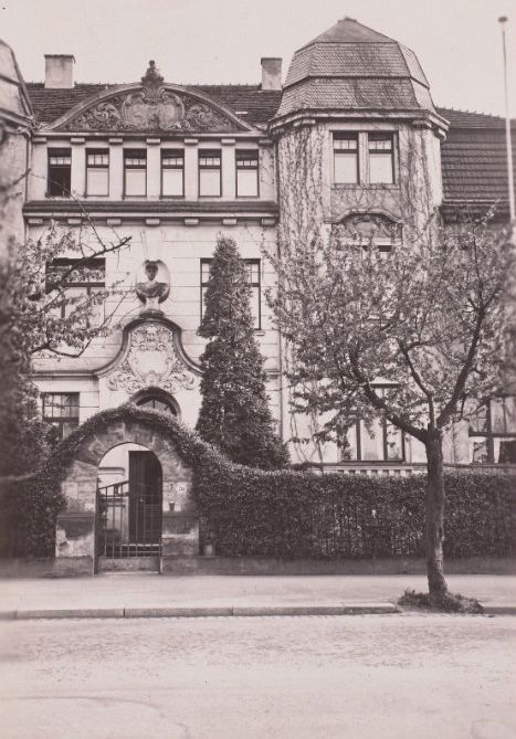 Käthe-Kollwitz-Ufer 79